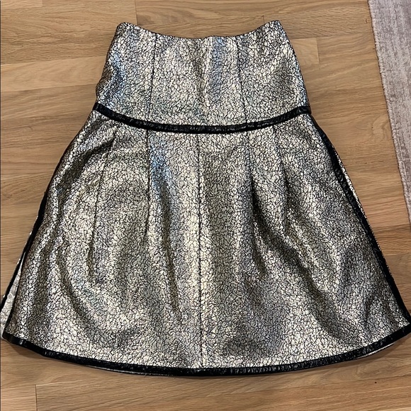 CHANEL Metallic Silver and Black Skirt - Picture 2 of 10